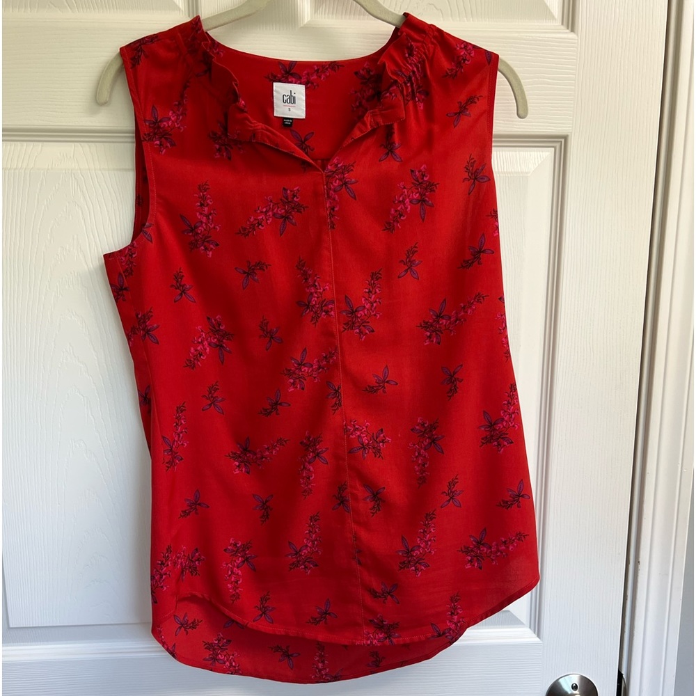 CAbi sleeveless blouse. Size small. Good condition.
